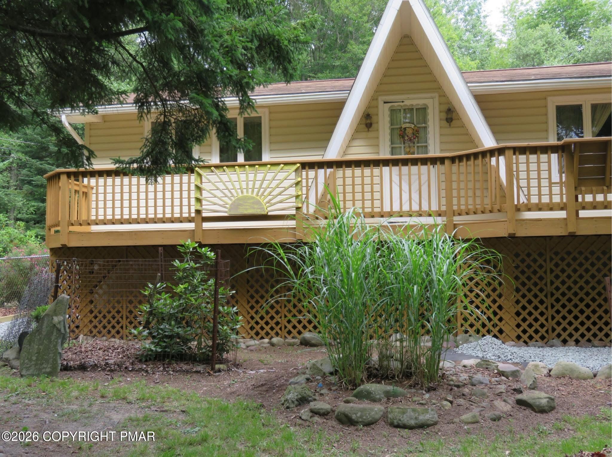 104 Tepee Drive Property Photo 1