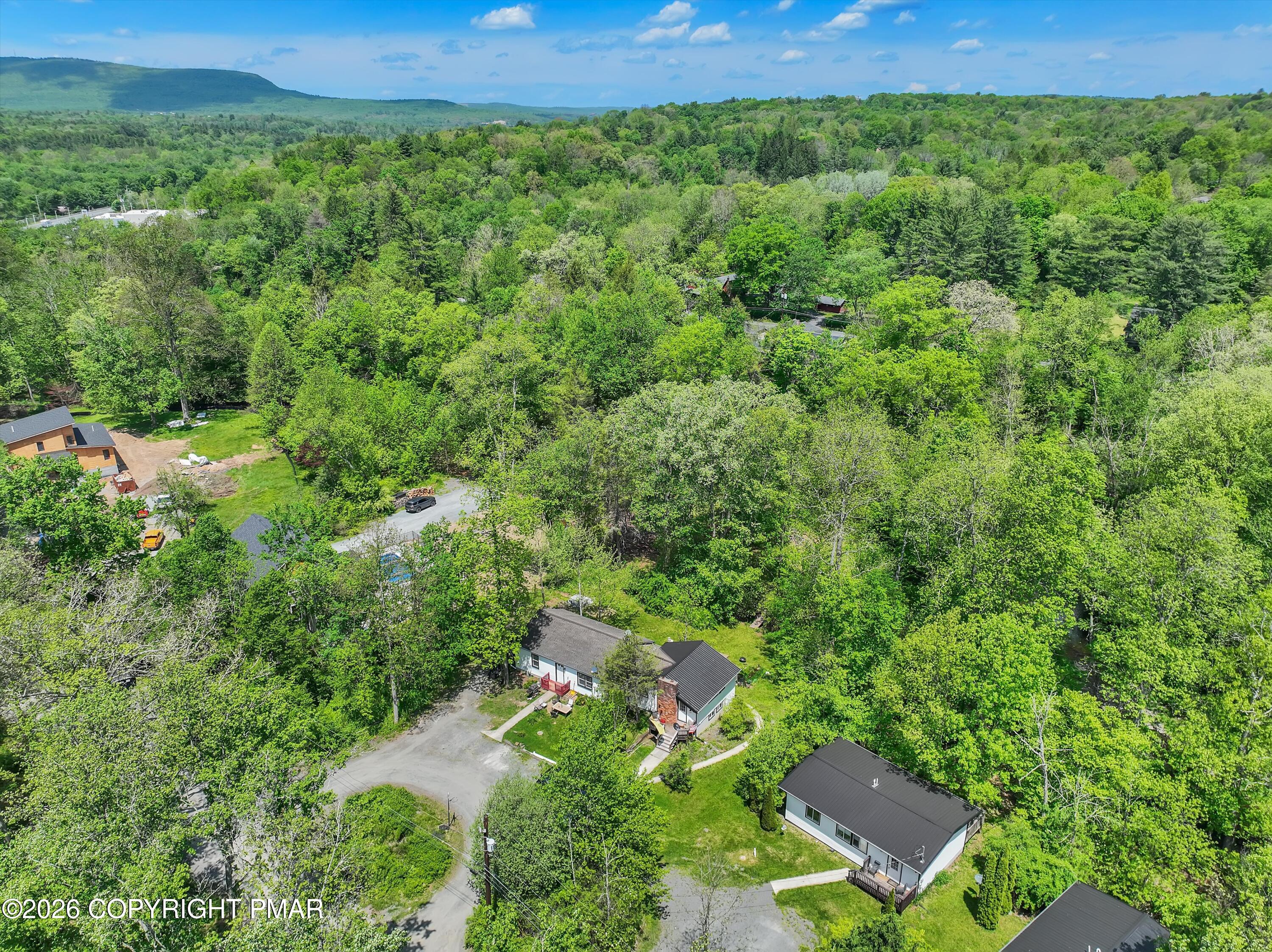 1462&1466 Pocono Lane Property Photo 1