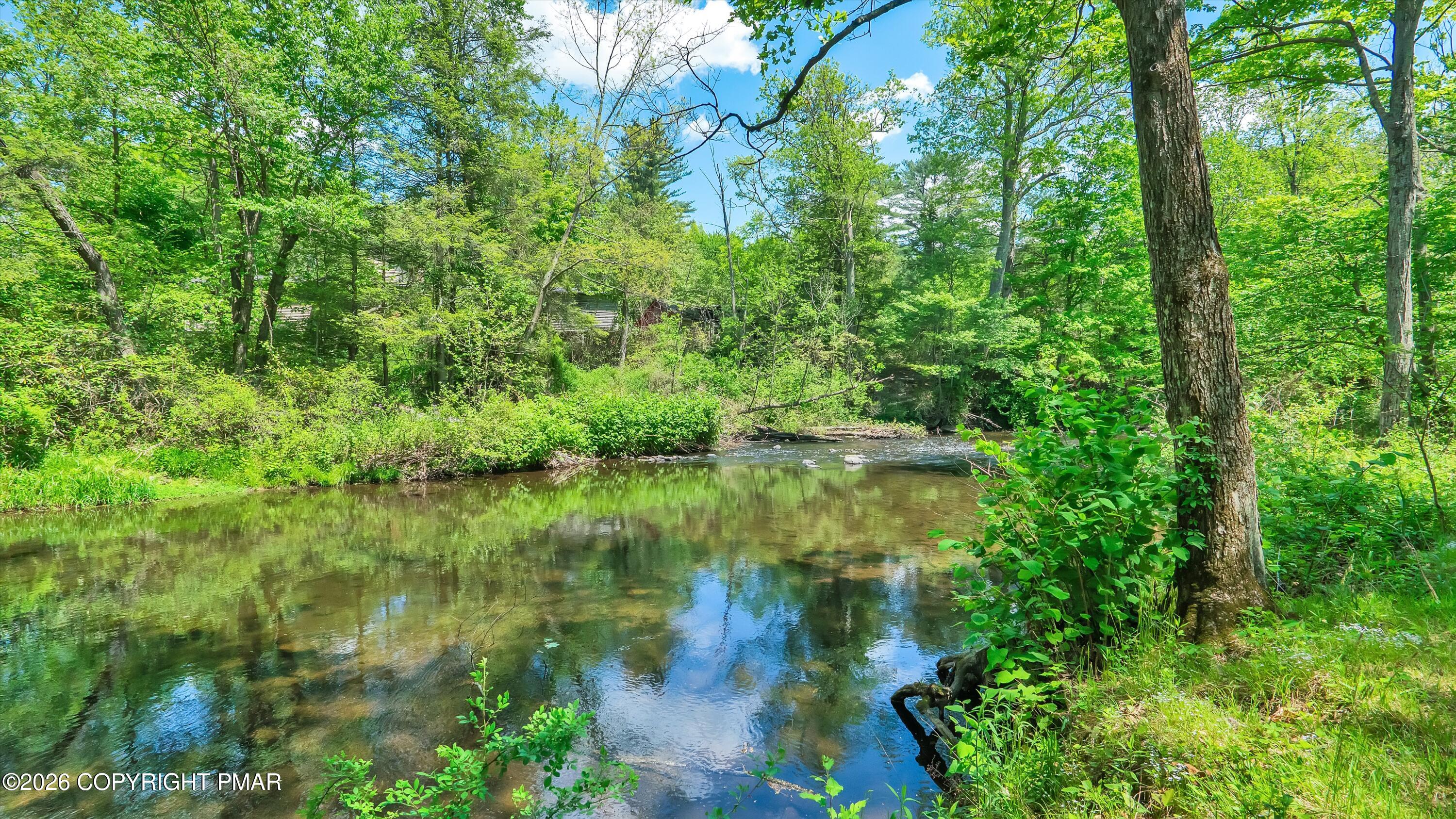 1462&1466 Pocono Lane Property Photo 32