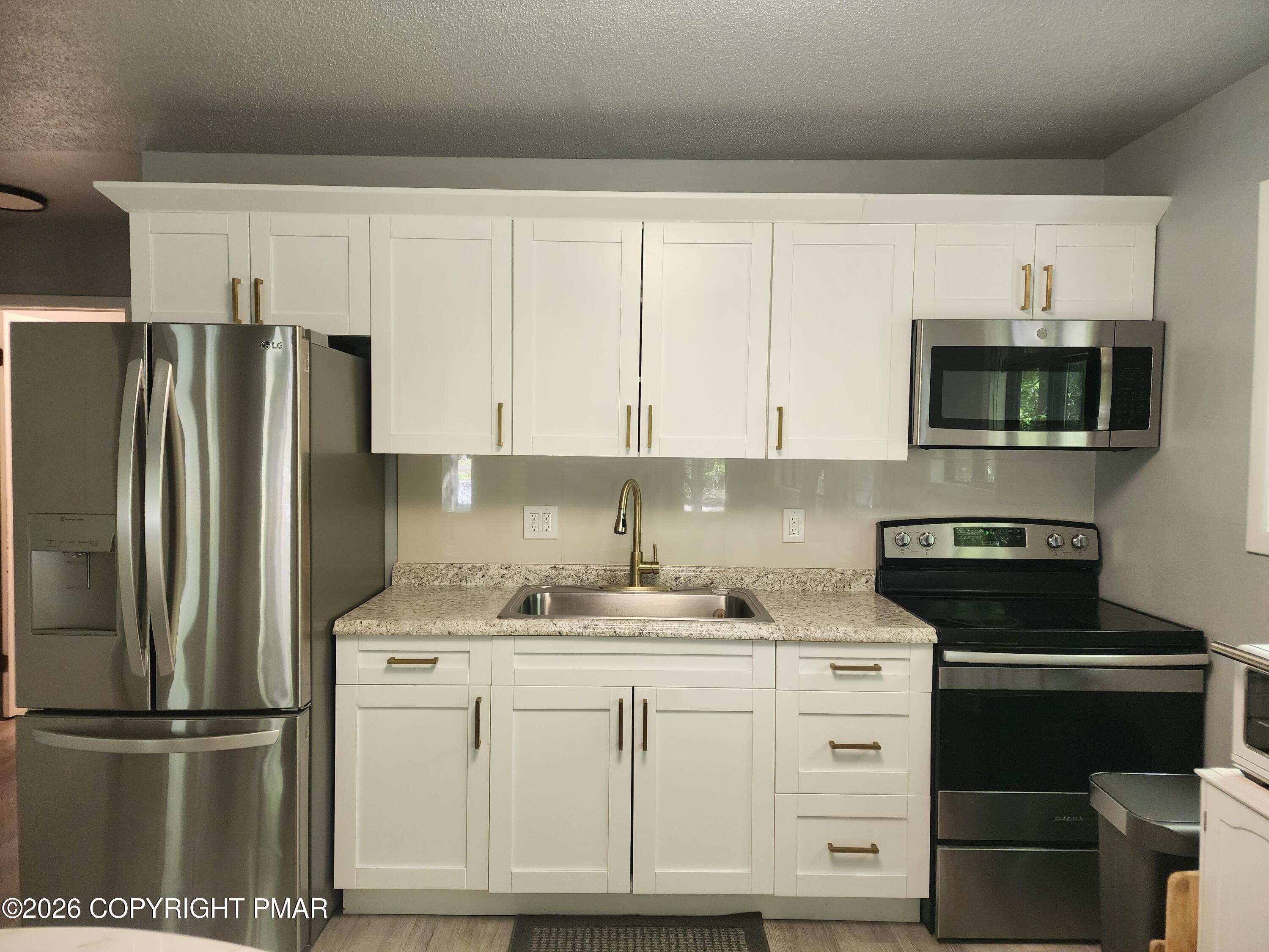 3332 Oberon Road Property Photo 8