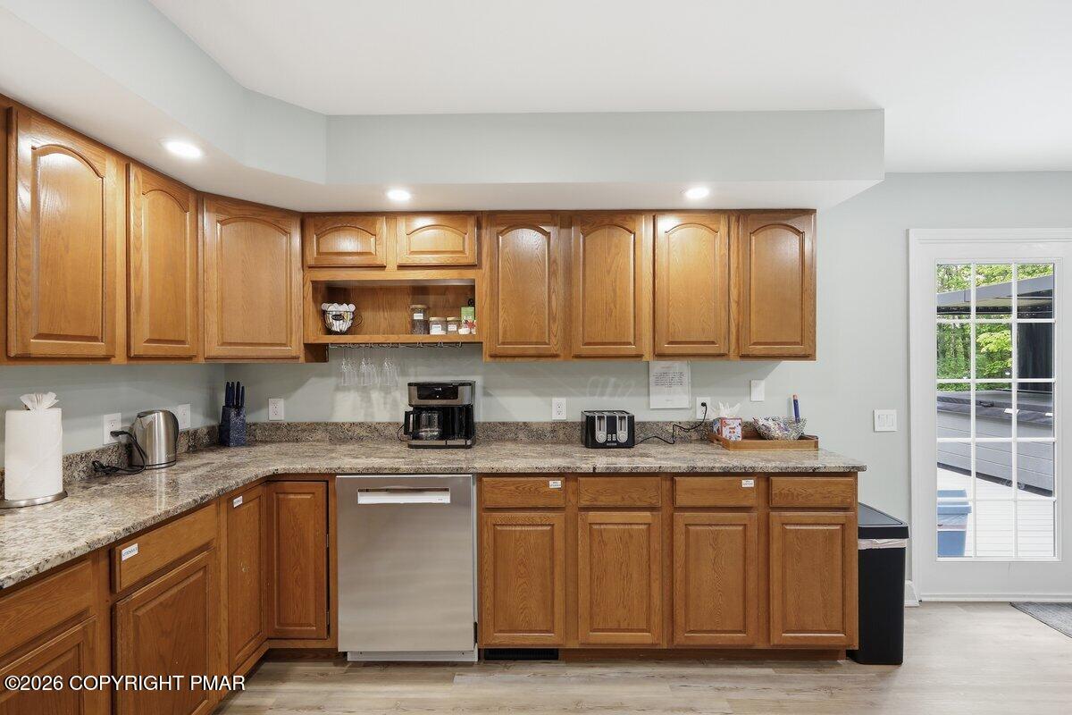 310 Estate Drive Property Photo 18