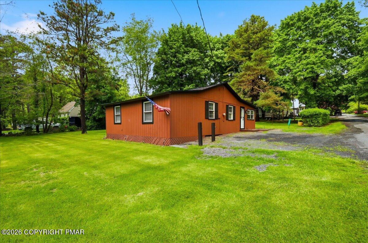 4421 Arrow Lane Property Photo 2