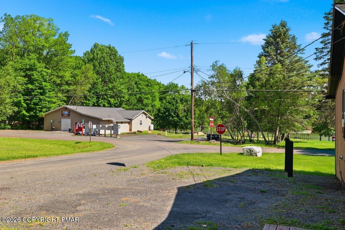 4421 Arrow Lane Property Photo 11