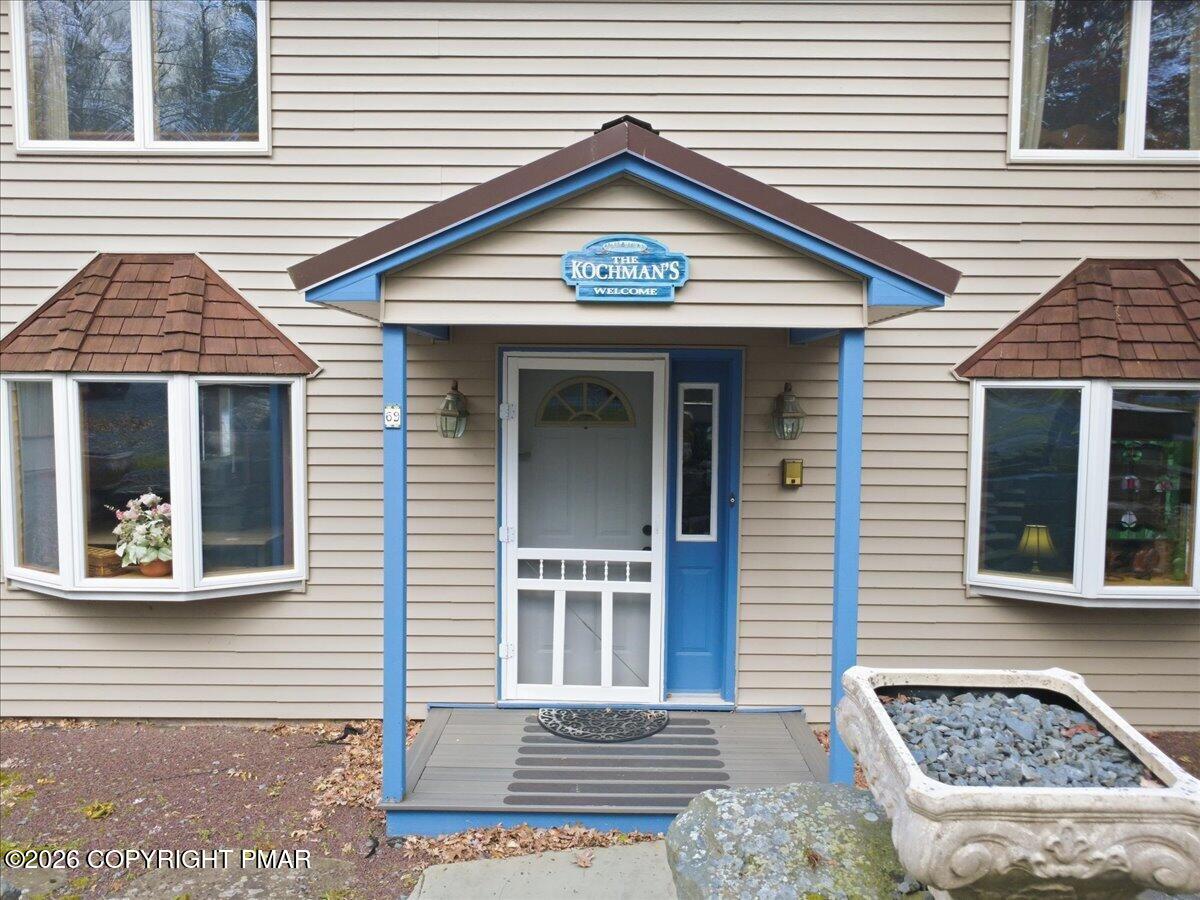 69 Lakeside Drive Property Photo 6