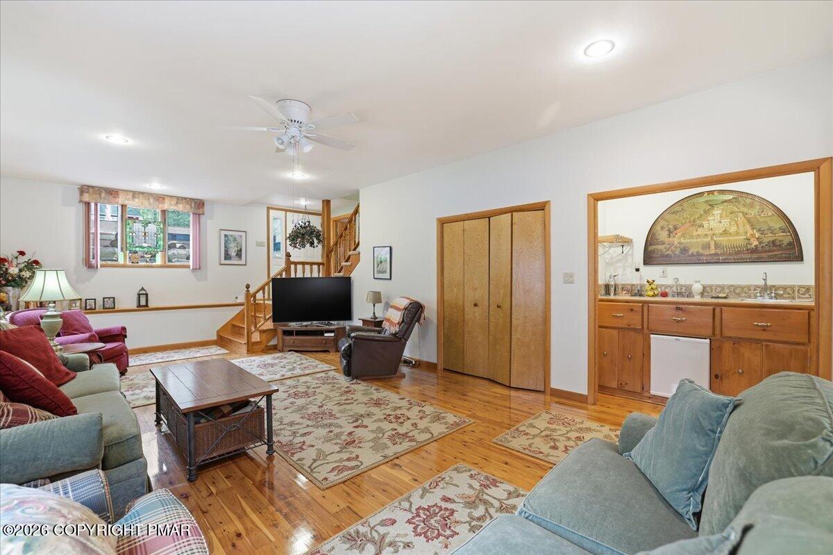 69 Lakeside Drive Property Photo 11
