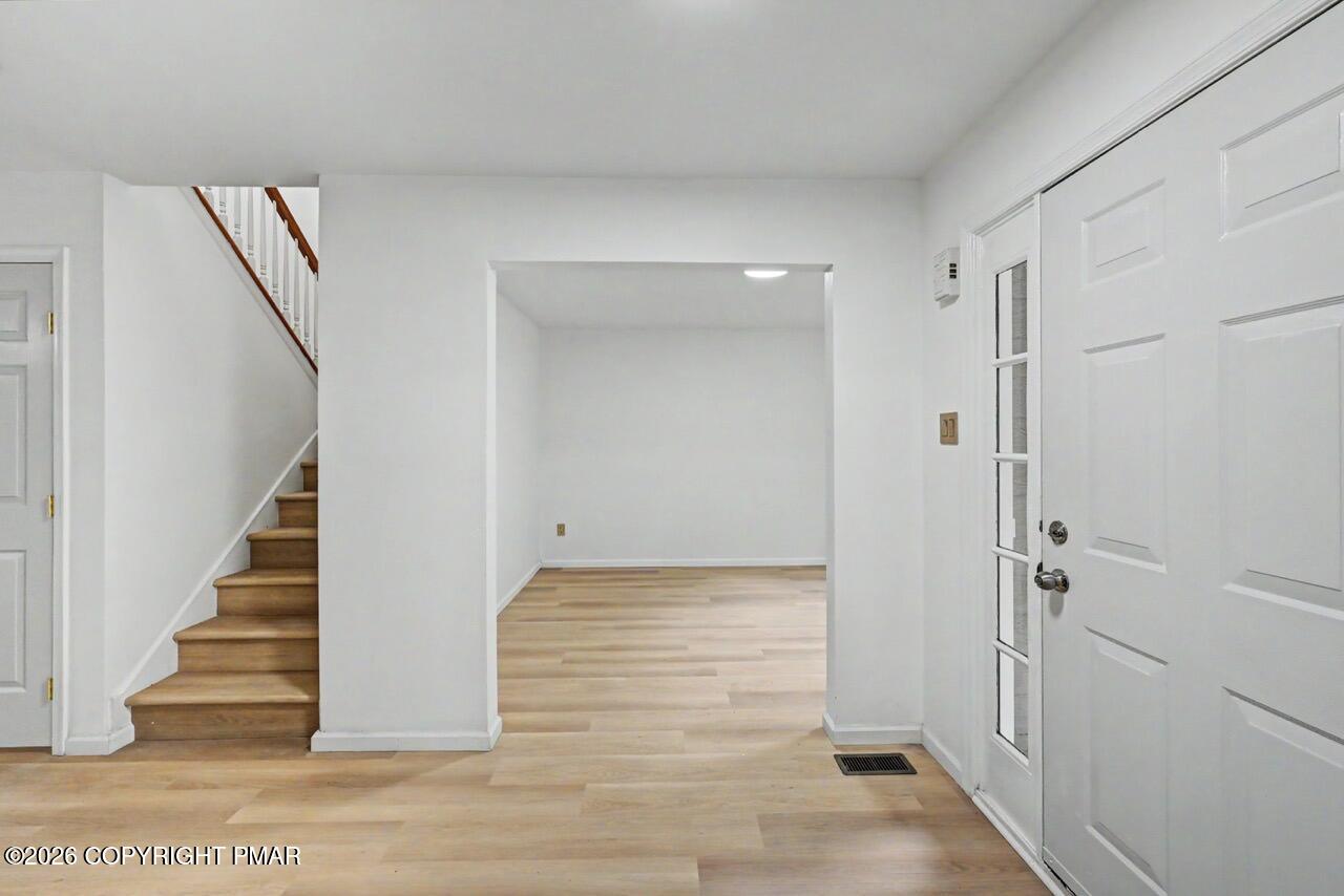 112 Cedar Lane Property Photo 4