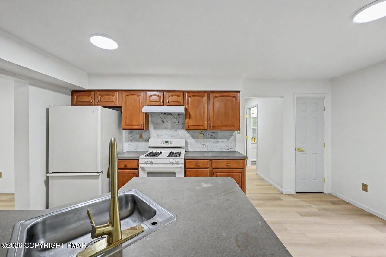 112 Cedar Lane Property Photo 15