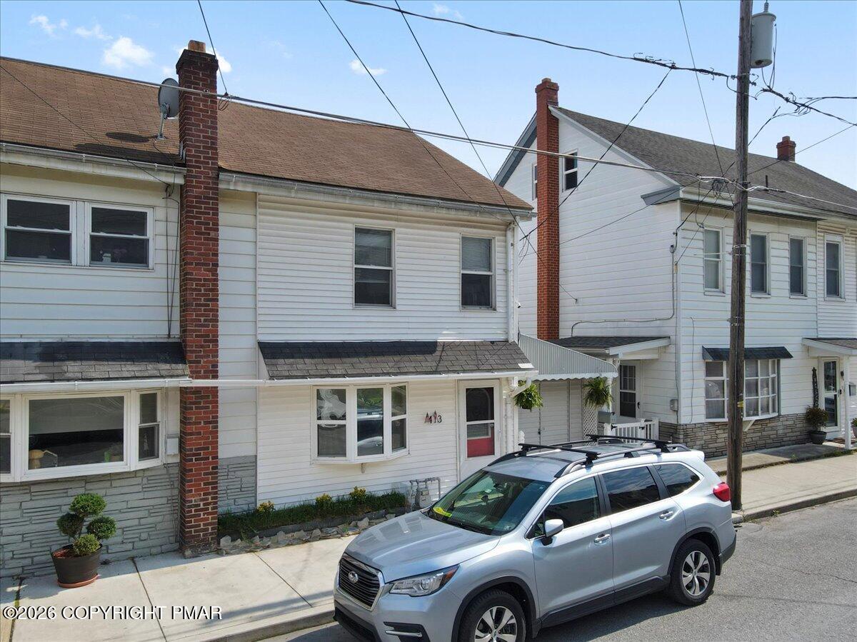 413 South Avenue Property Photo 5
