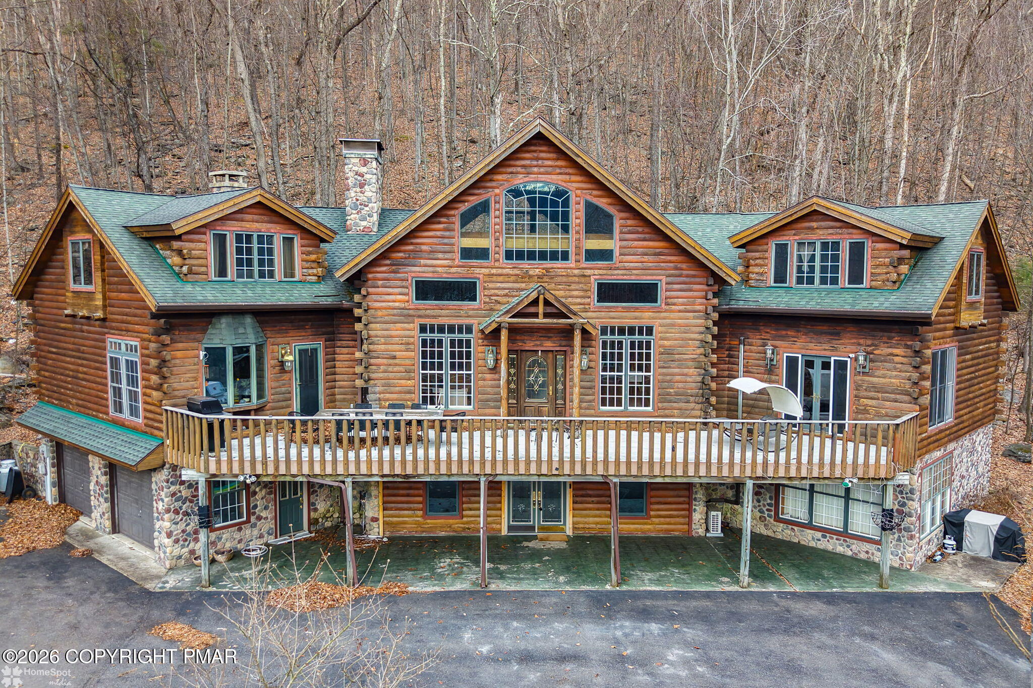 493 Lake Drive Property Photo 2
