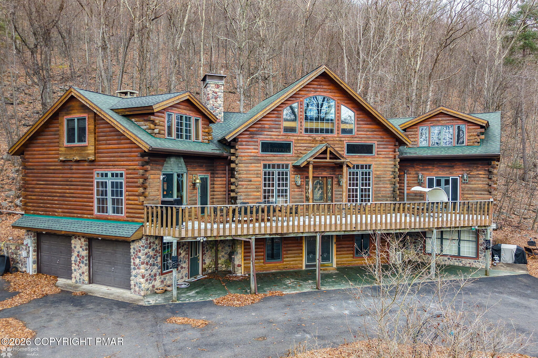 493 Lake Drive Property Photo 4