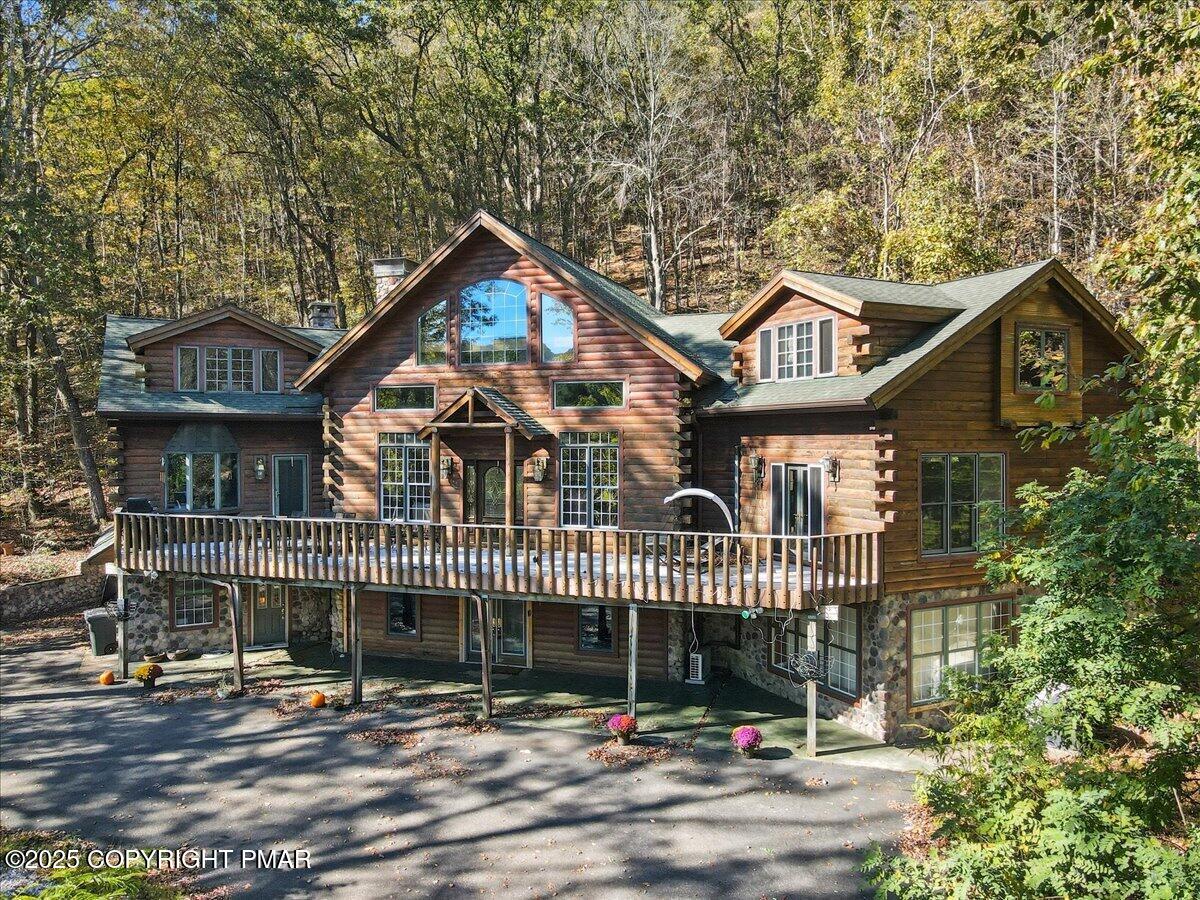 493 Lake Drive Property Photo 7