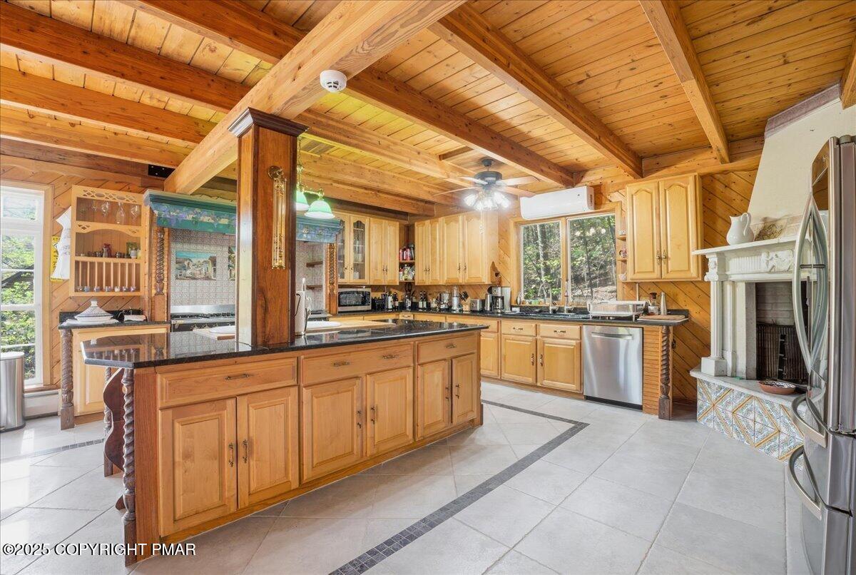 493 Lake Drive Property Photo 25