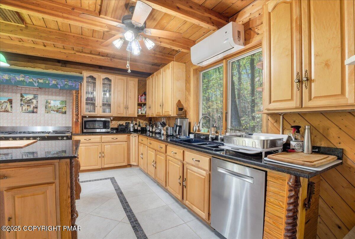 493 Lake Drive Property Photo 27