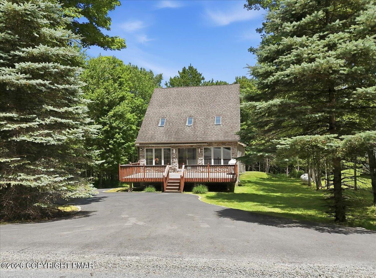 123 Wallenpaupack Drive Property Photo 3