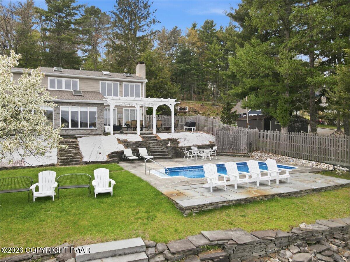 114 Shore Road Property Photo 4
