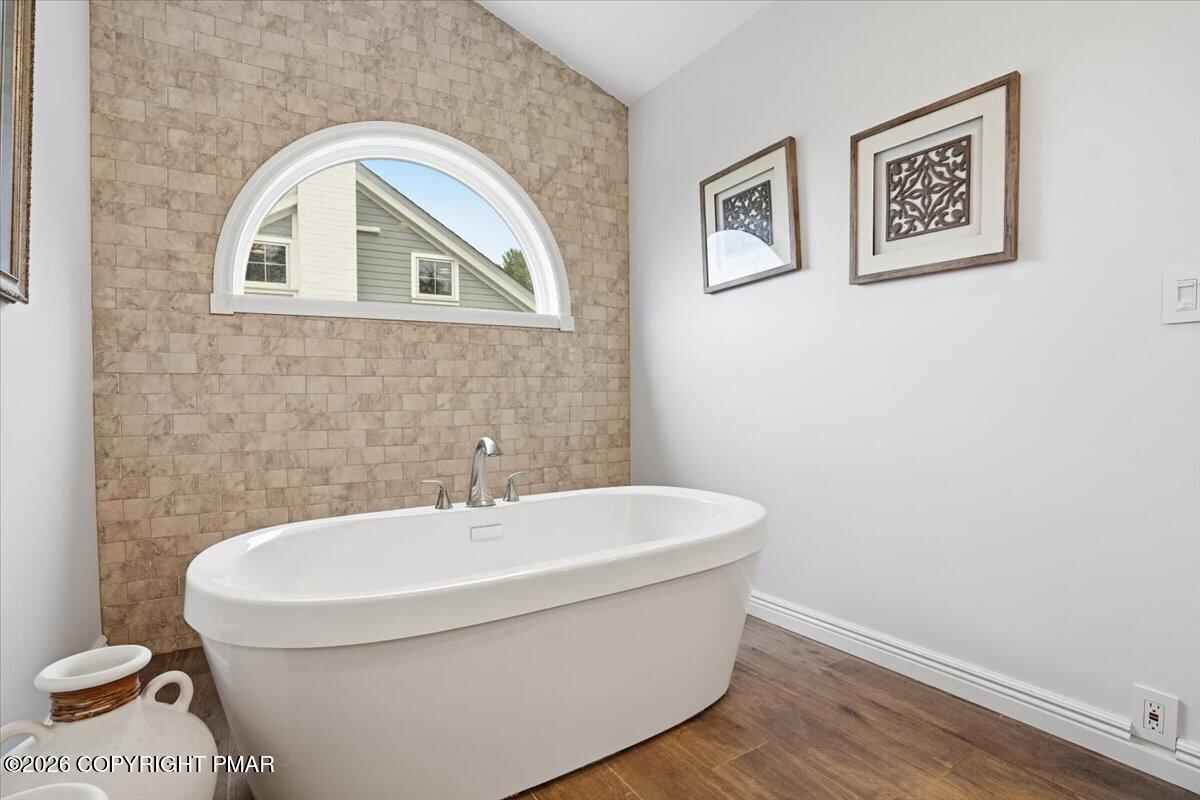 114 Shore Road Property Photo 78