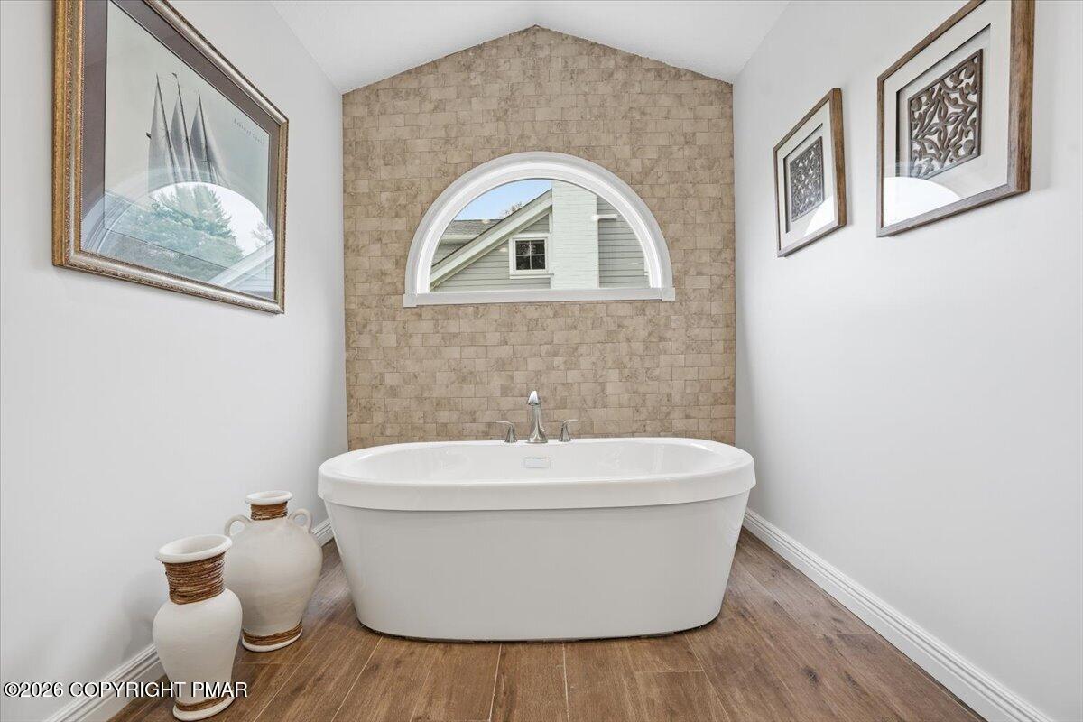 114 Shore Road Property Photo 79
