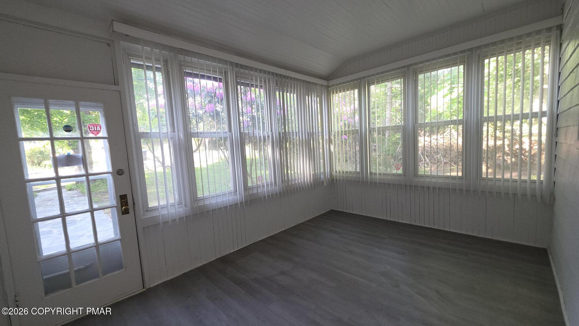 31 Knob Road Property Photo 14
