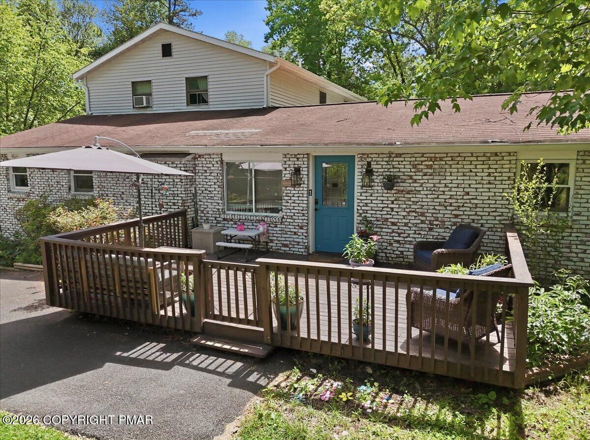 1127 Mattioli Road Property Photo 1