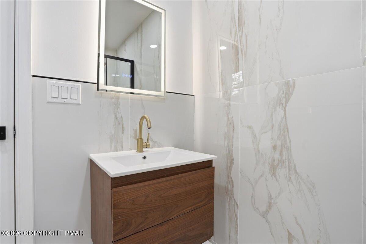 101 Buttermilk Heights Drive Property Photo 34