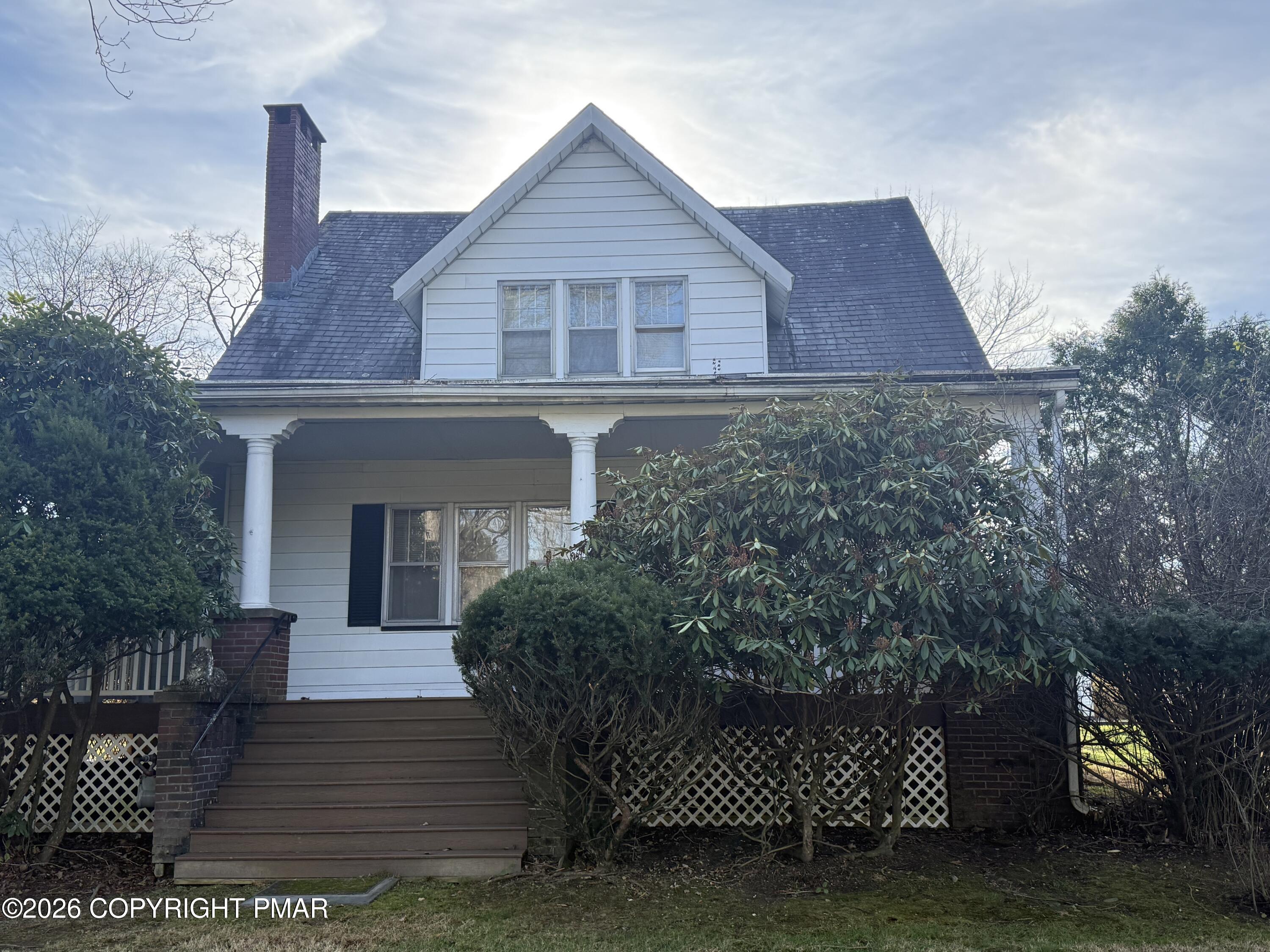 339 E Brown Street Property Photo 1