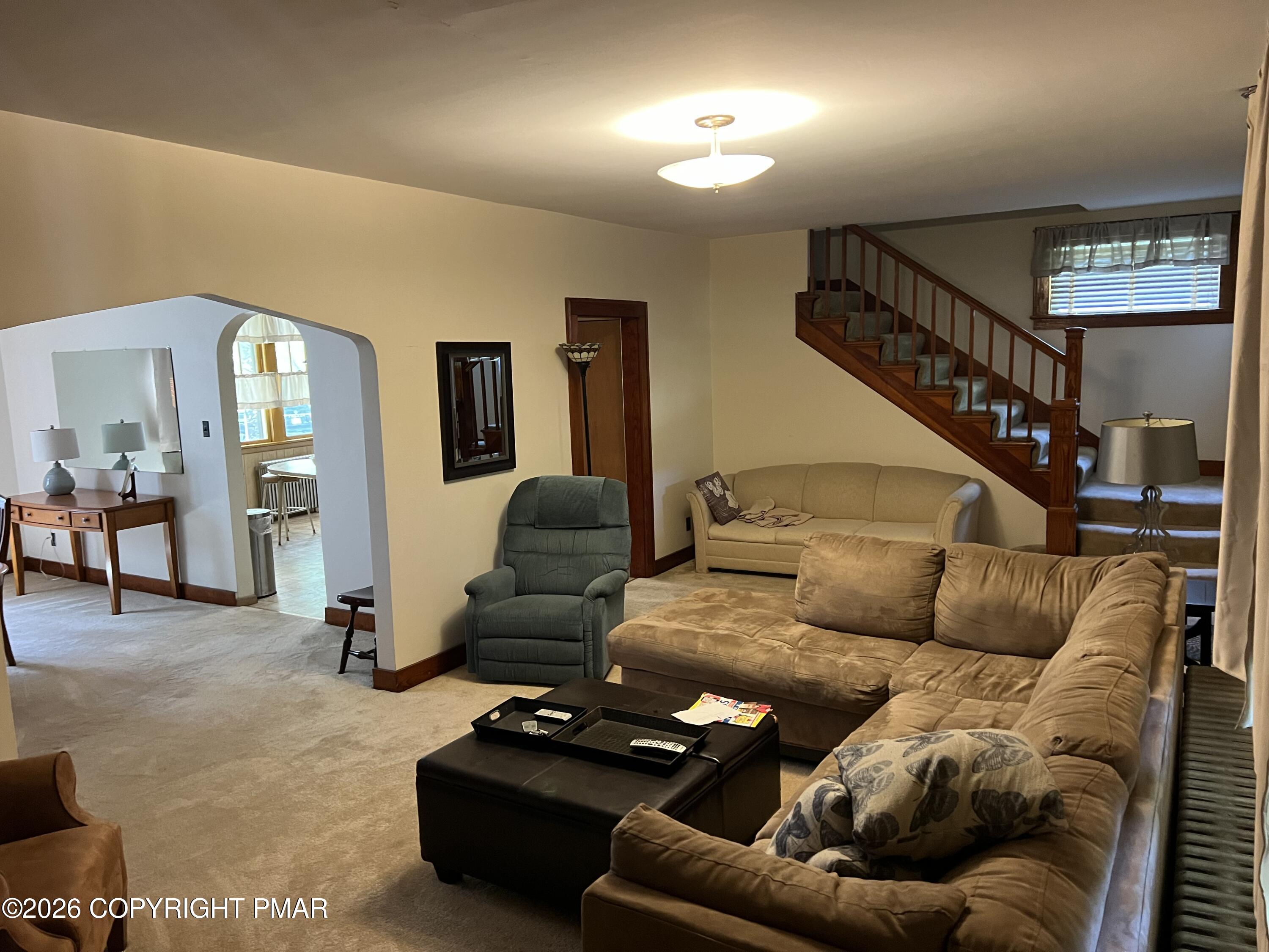 339 E Brown Street Property Photo 12