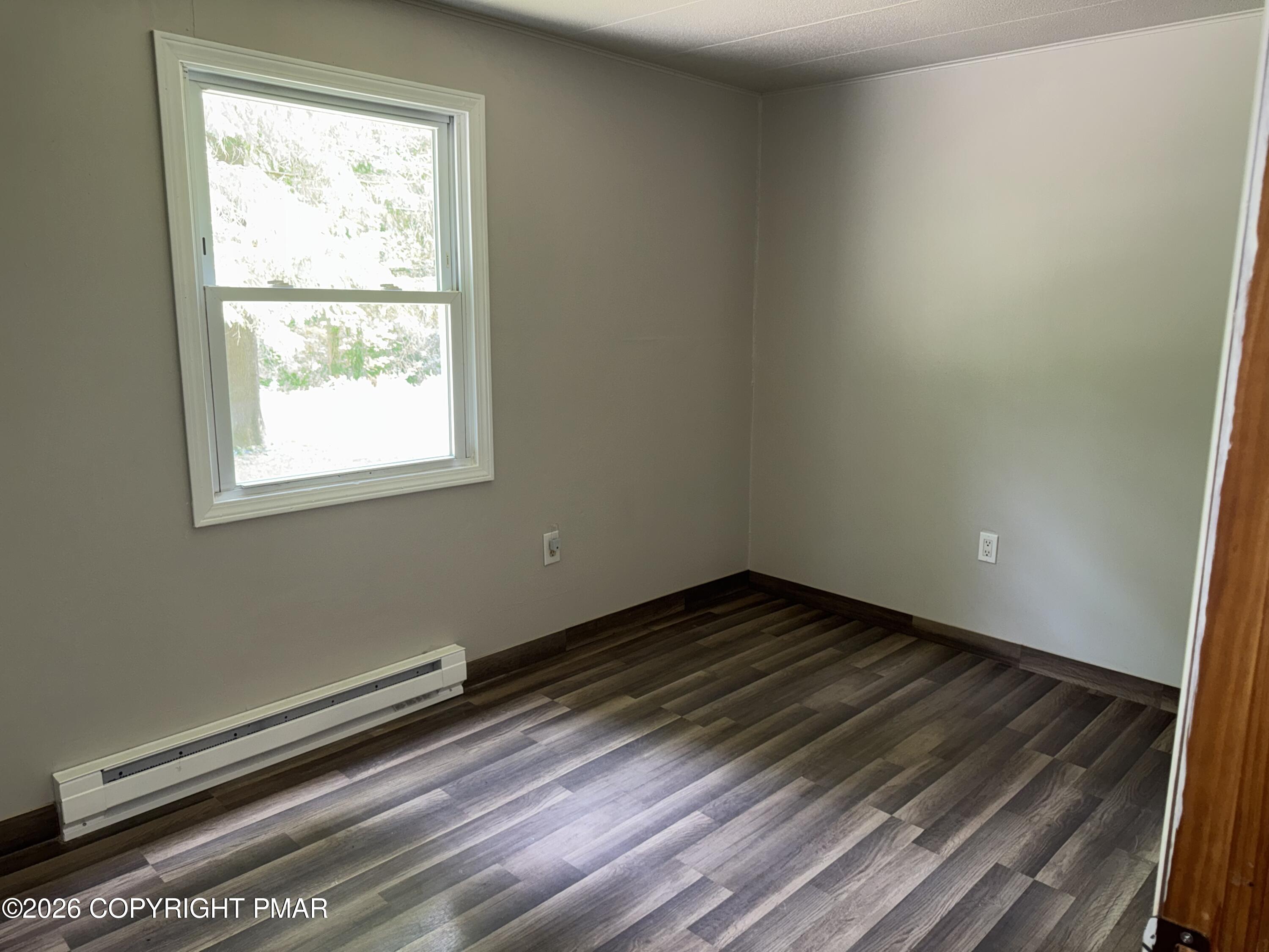 2117 Heathrow Lane Property Photo 7