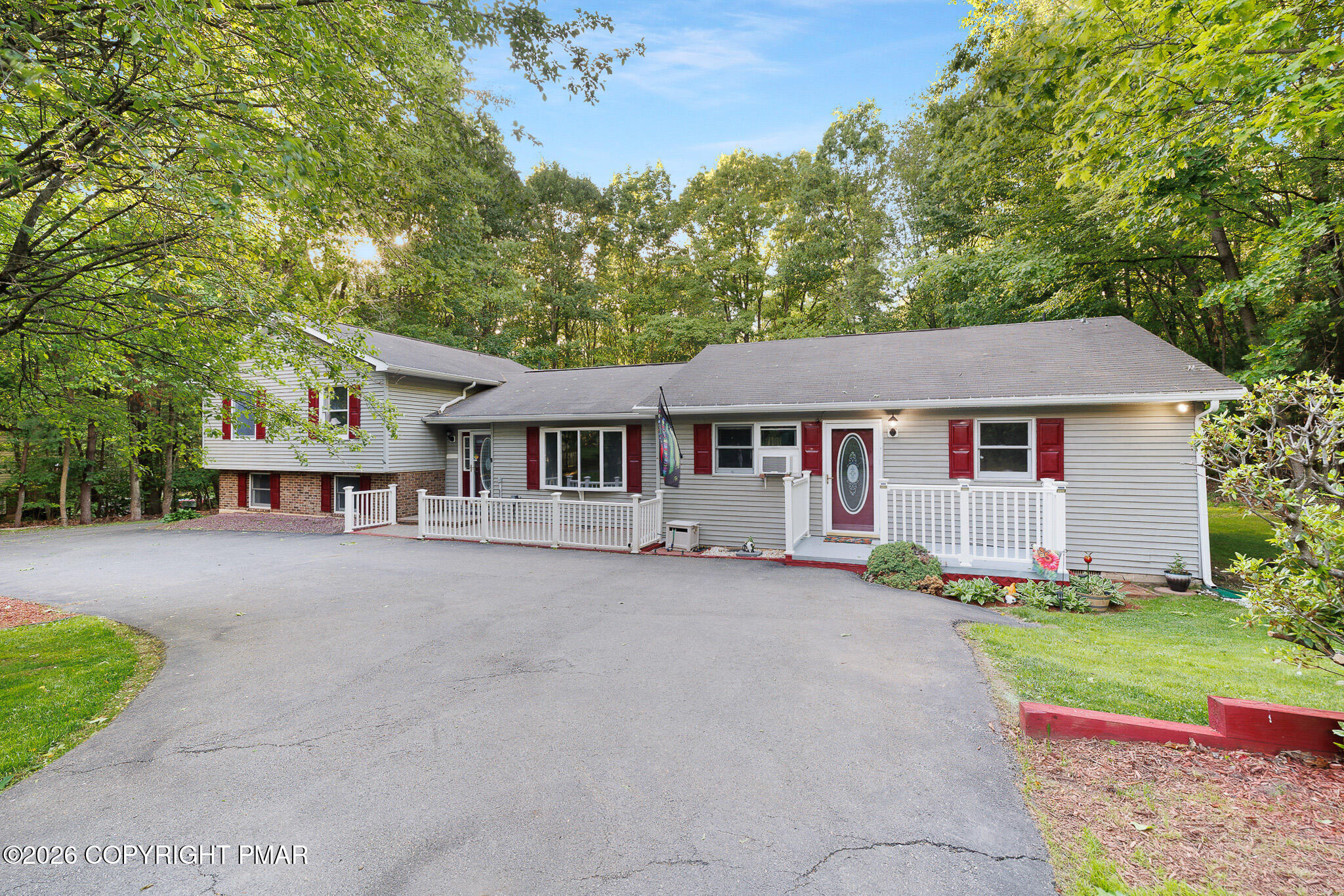 256 Sundance Road Property Photo 6