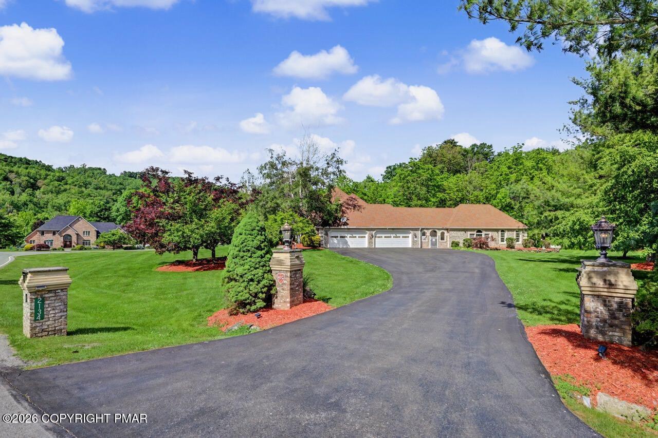 2134 Fox Run Road Property Photo 18