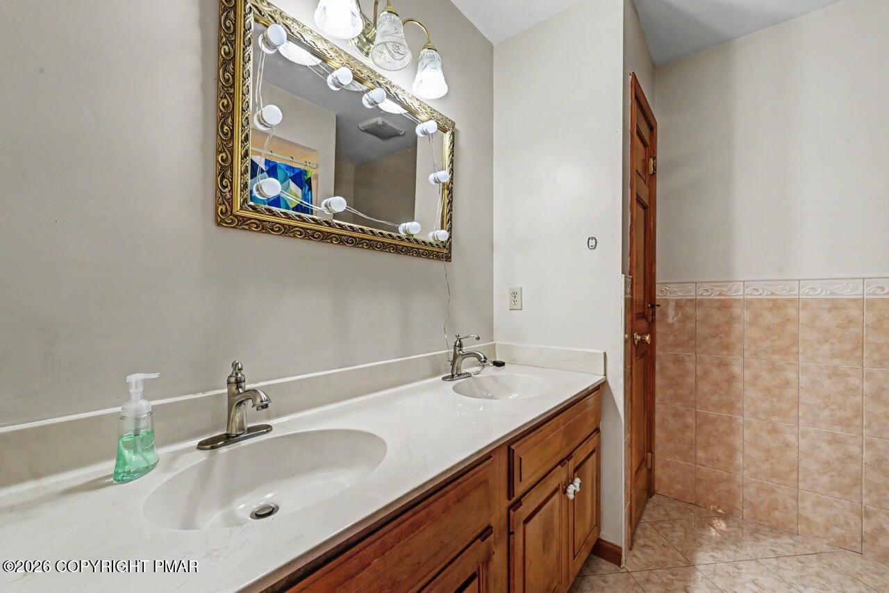 2134 Fox Run Road Property Photo 55