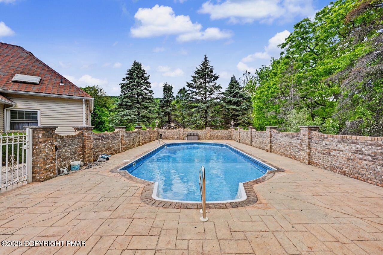 2134 Fox Run Road Property Photo 96