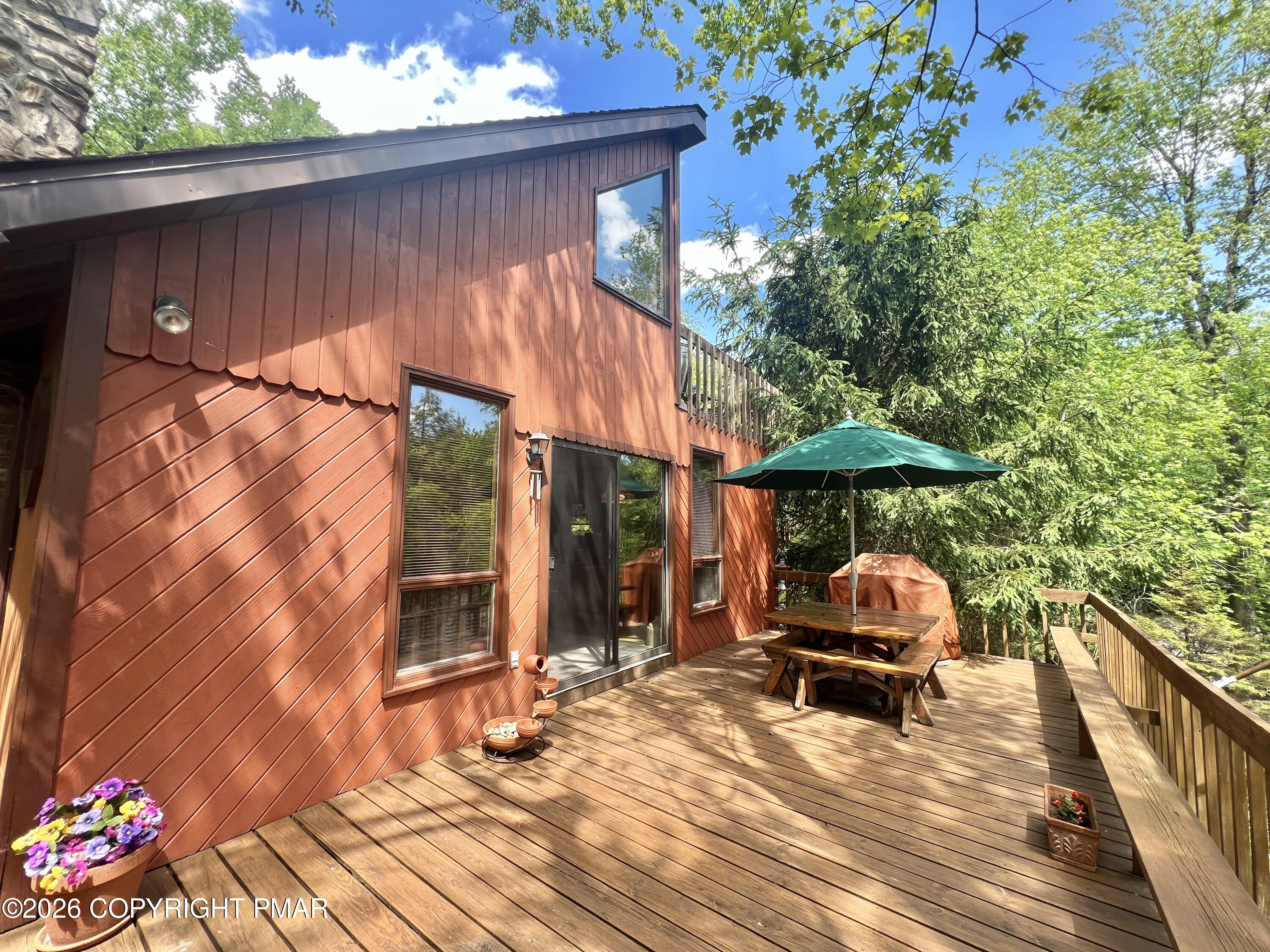 15 Chalet Court Property Photo 1