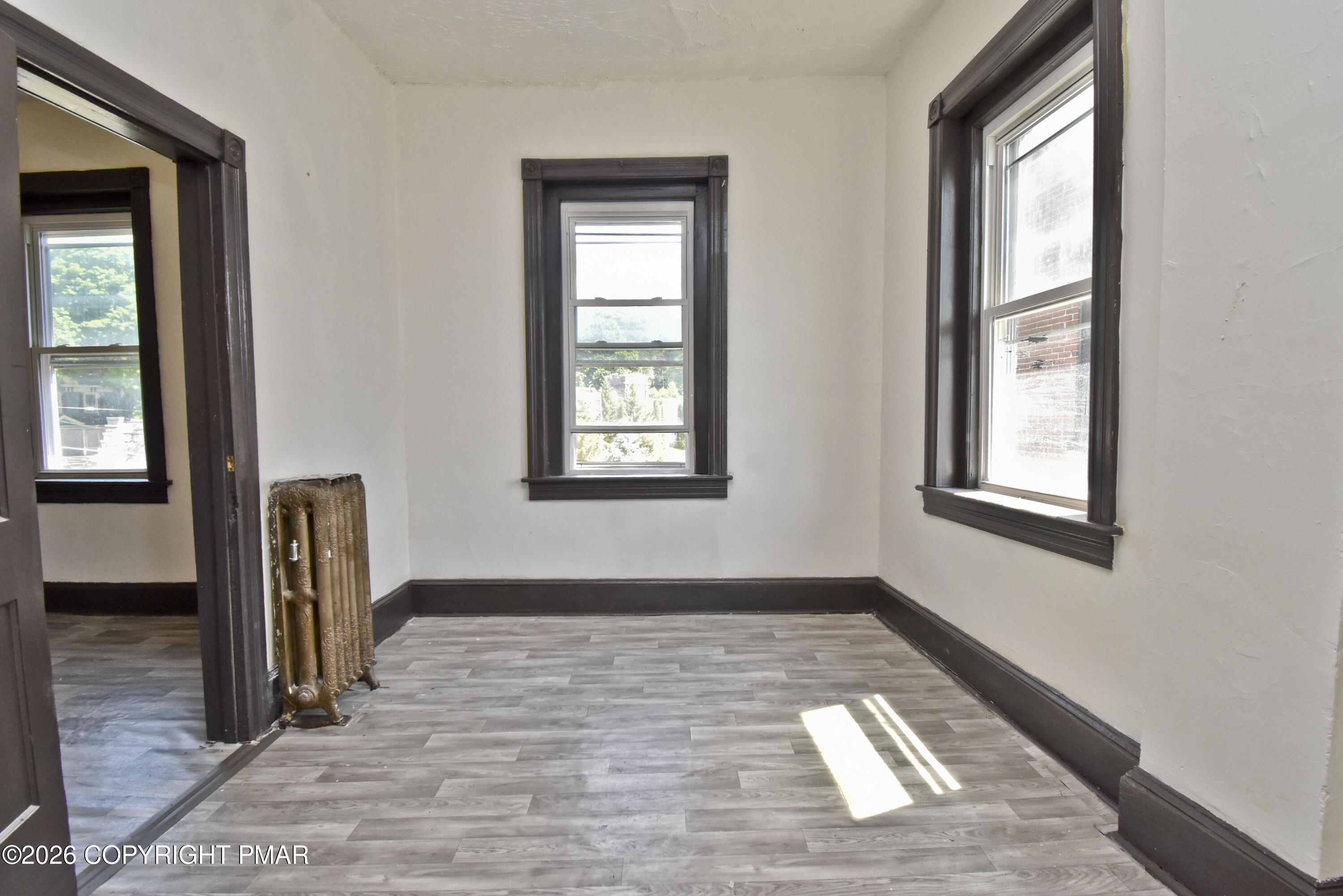 28 S Main Street Property Photo 5