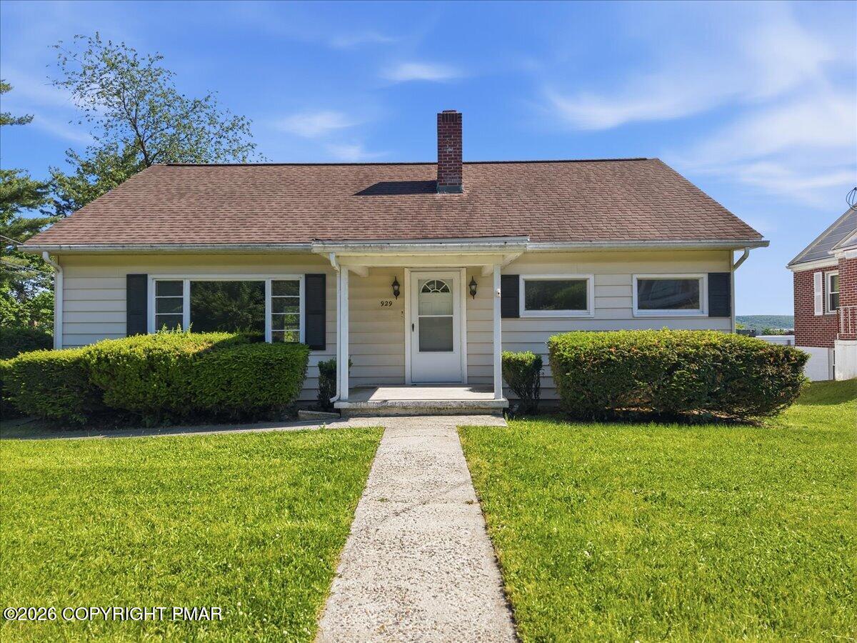 929 Coal Street Property Photo 1