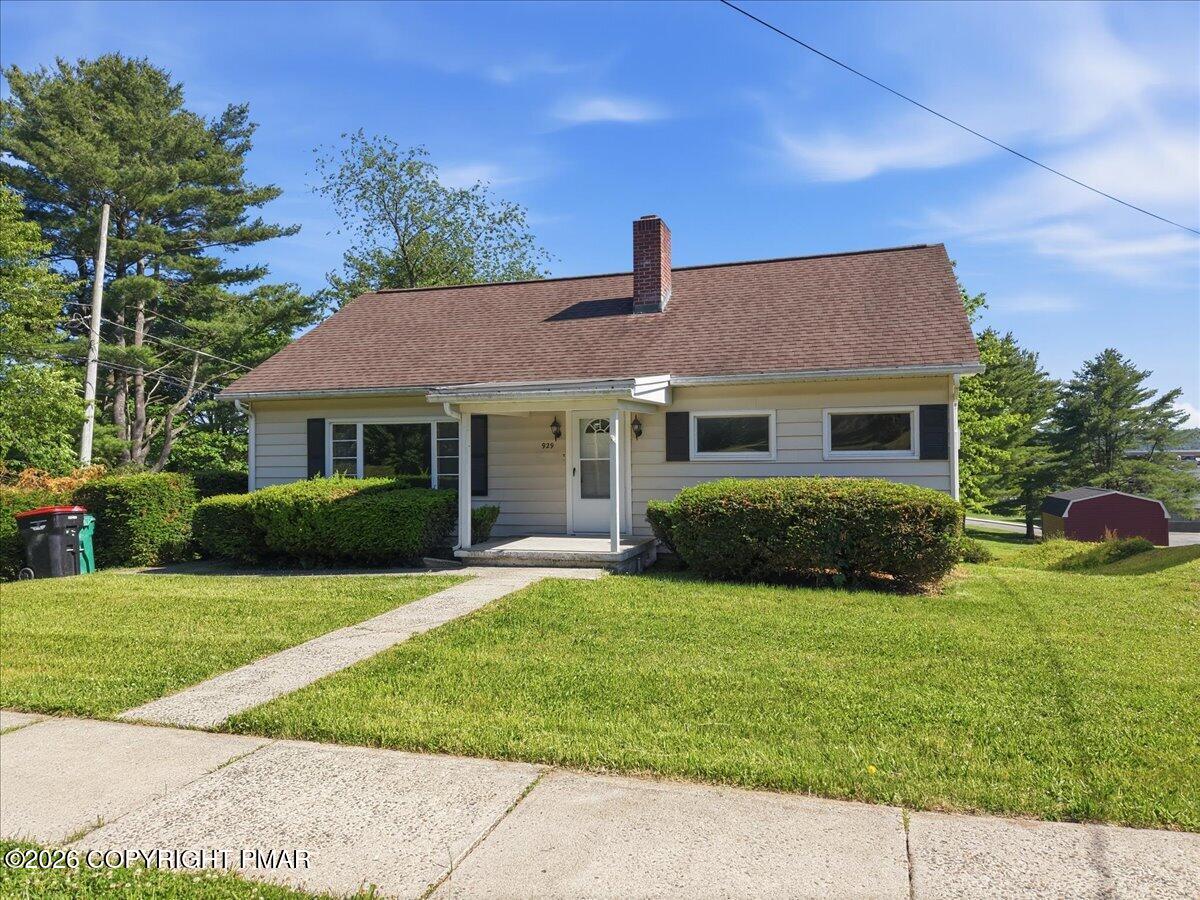 929 Coal Street Property Photo 3