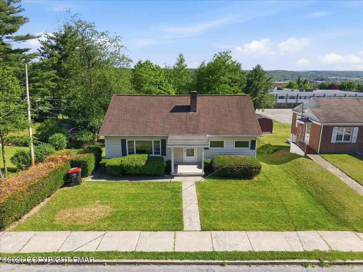 929 Coal Street Property Photo 7