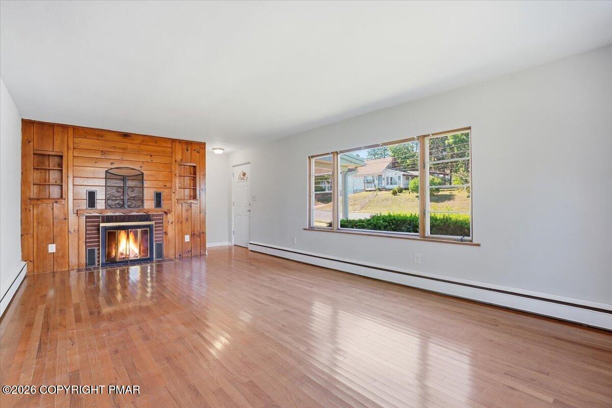 929 Coal Street Property Photo 13