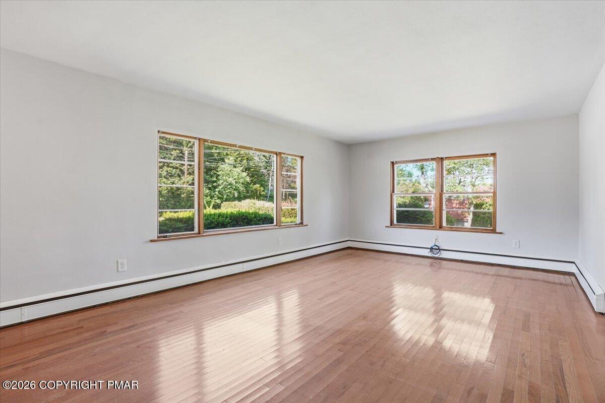 929 Coal Street Property Photo 14