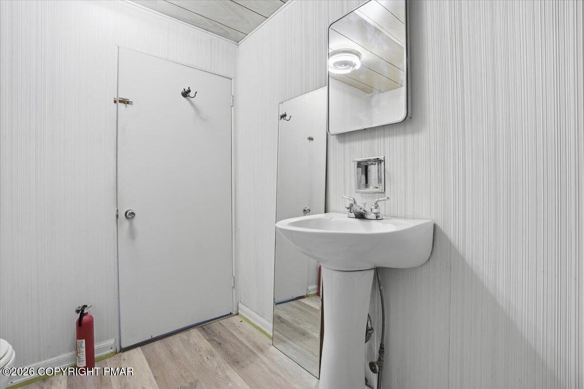 929 Coal Street Property Photo 40