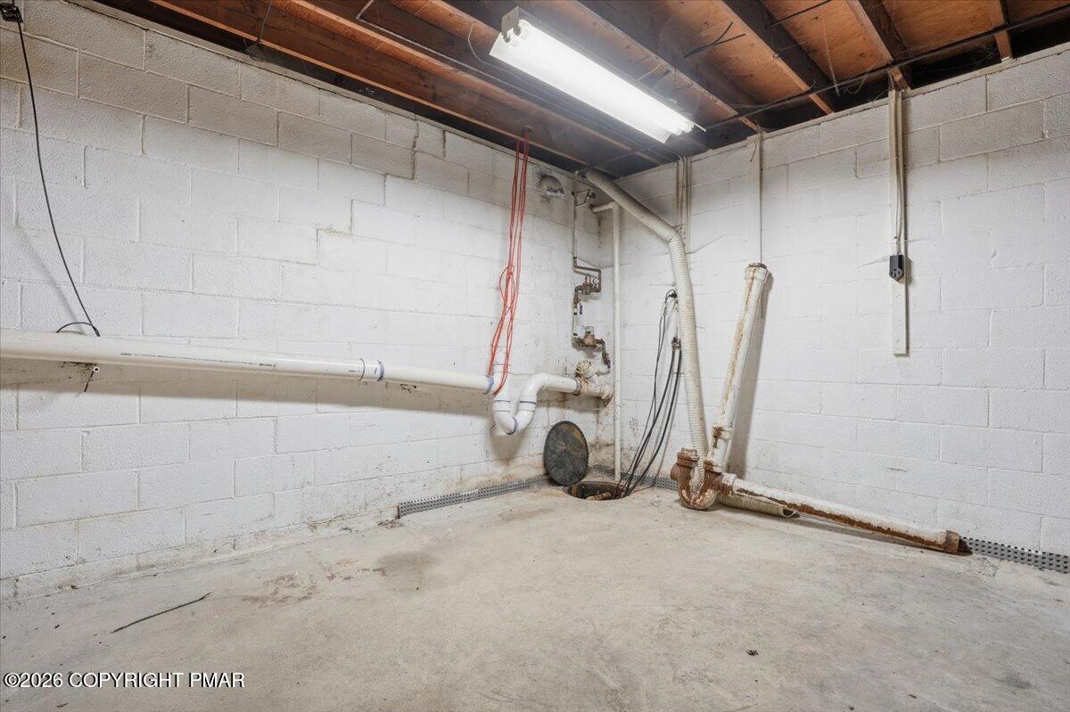 929 Coal Street Property Photo 46
