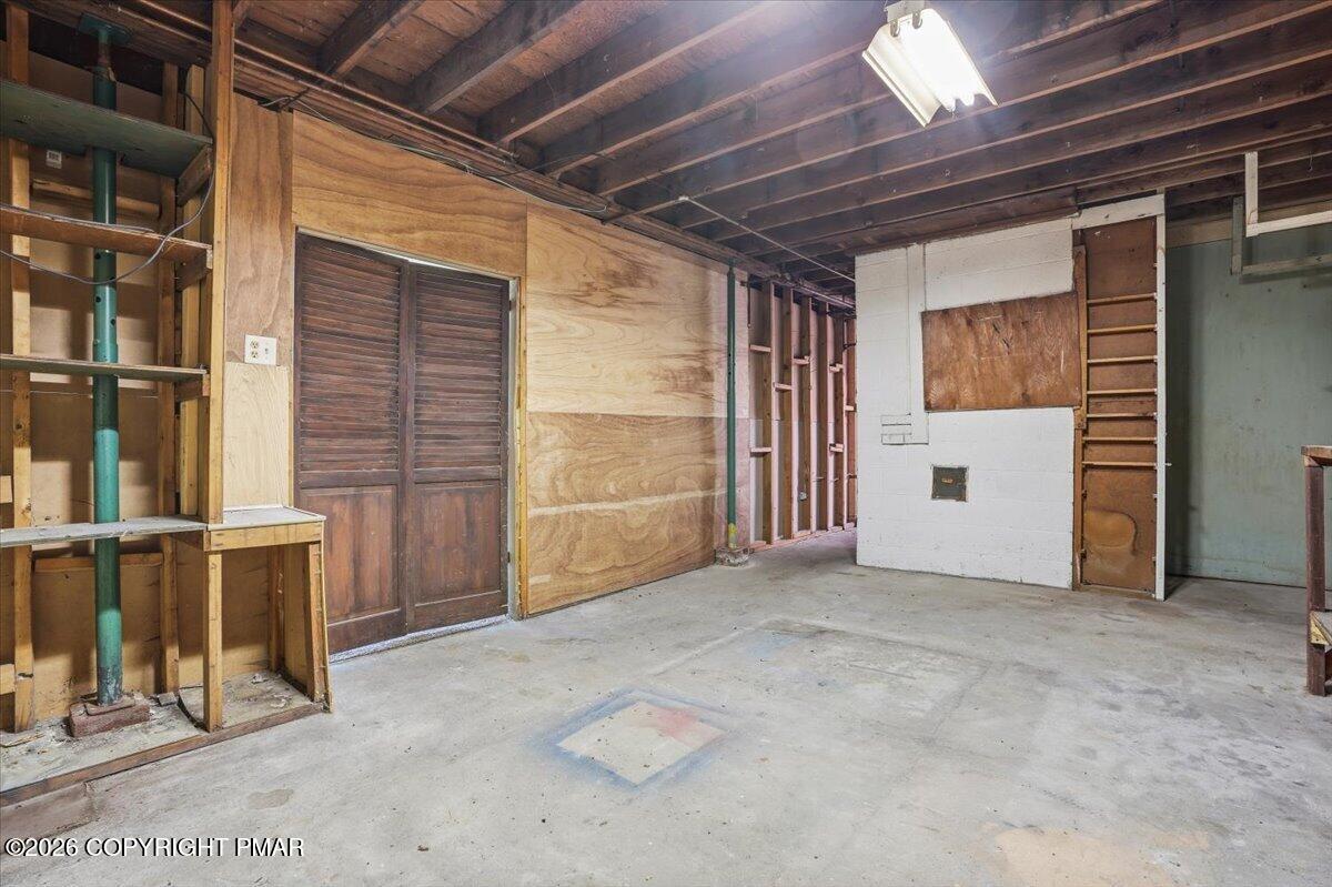 929 Coal Street Property Photo 49