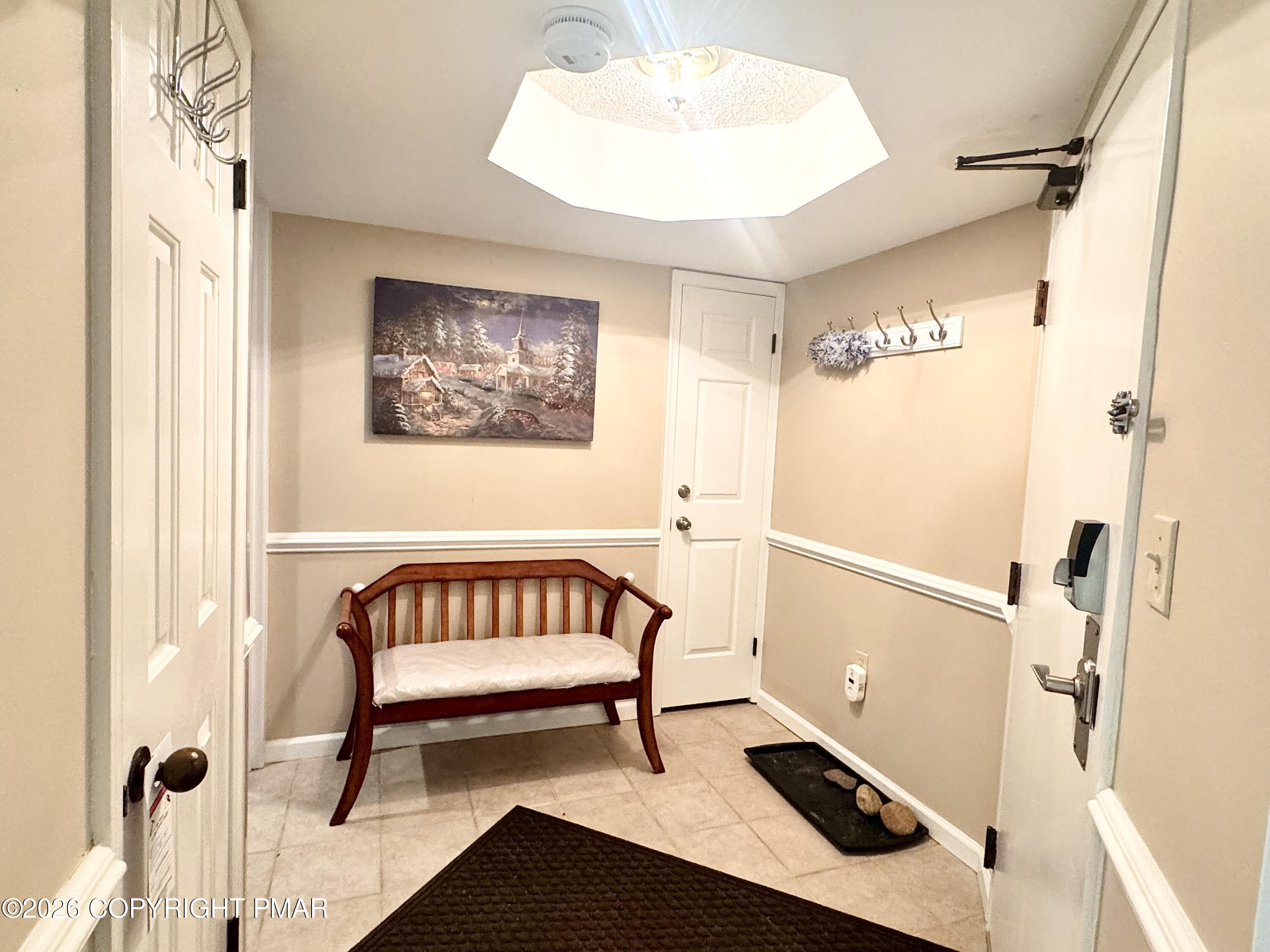 25 Midlake Drive # 301d Property Photo 3