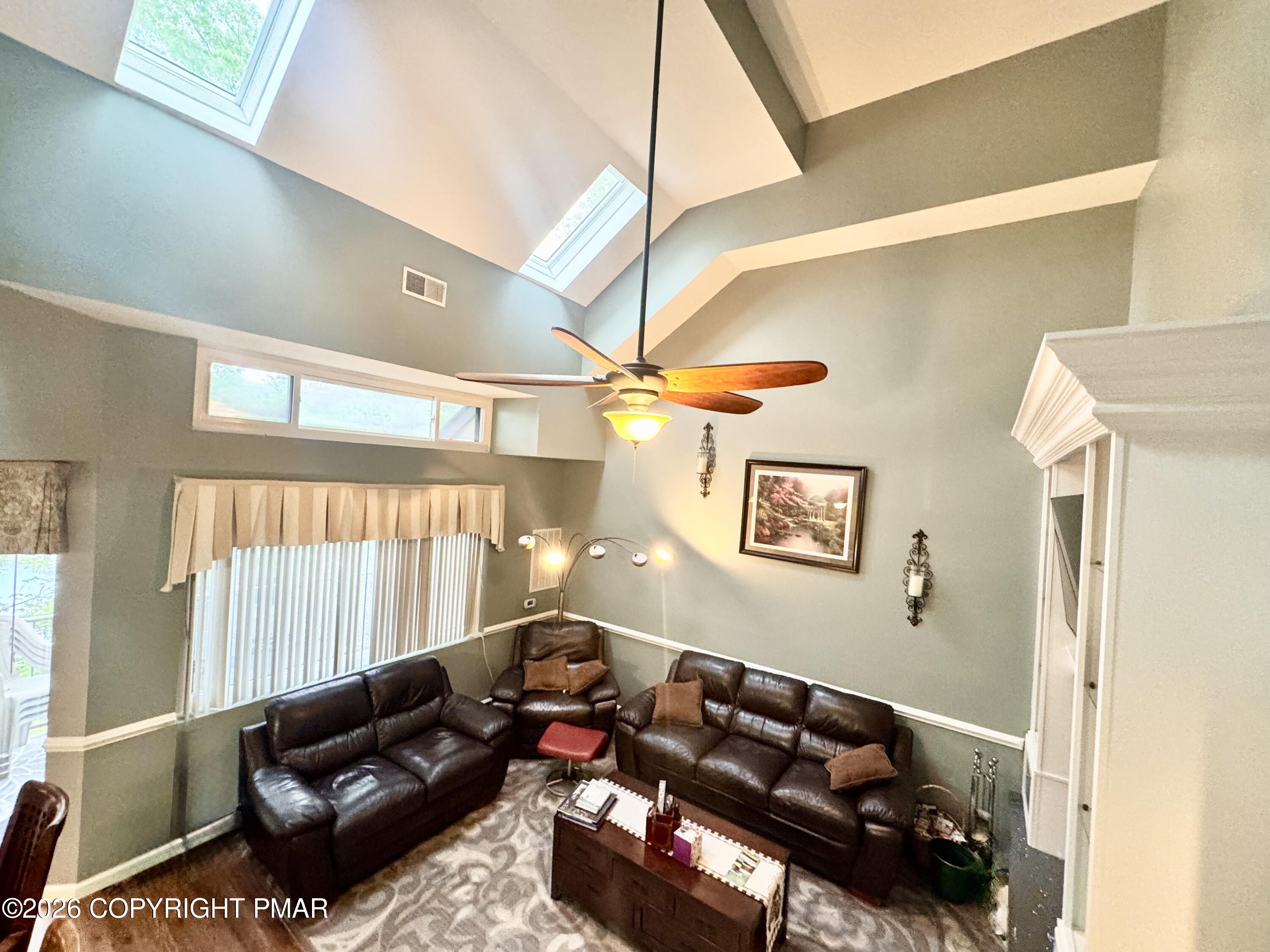 25 Midlake Drive # 301d Property Photo 5