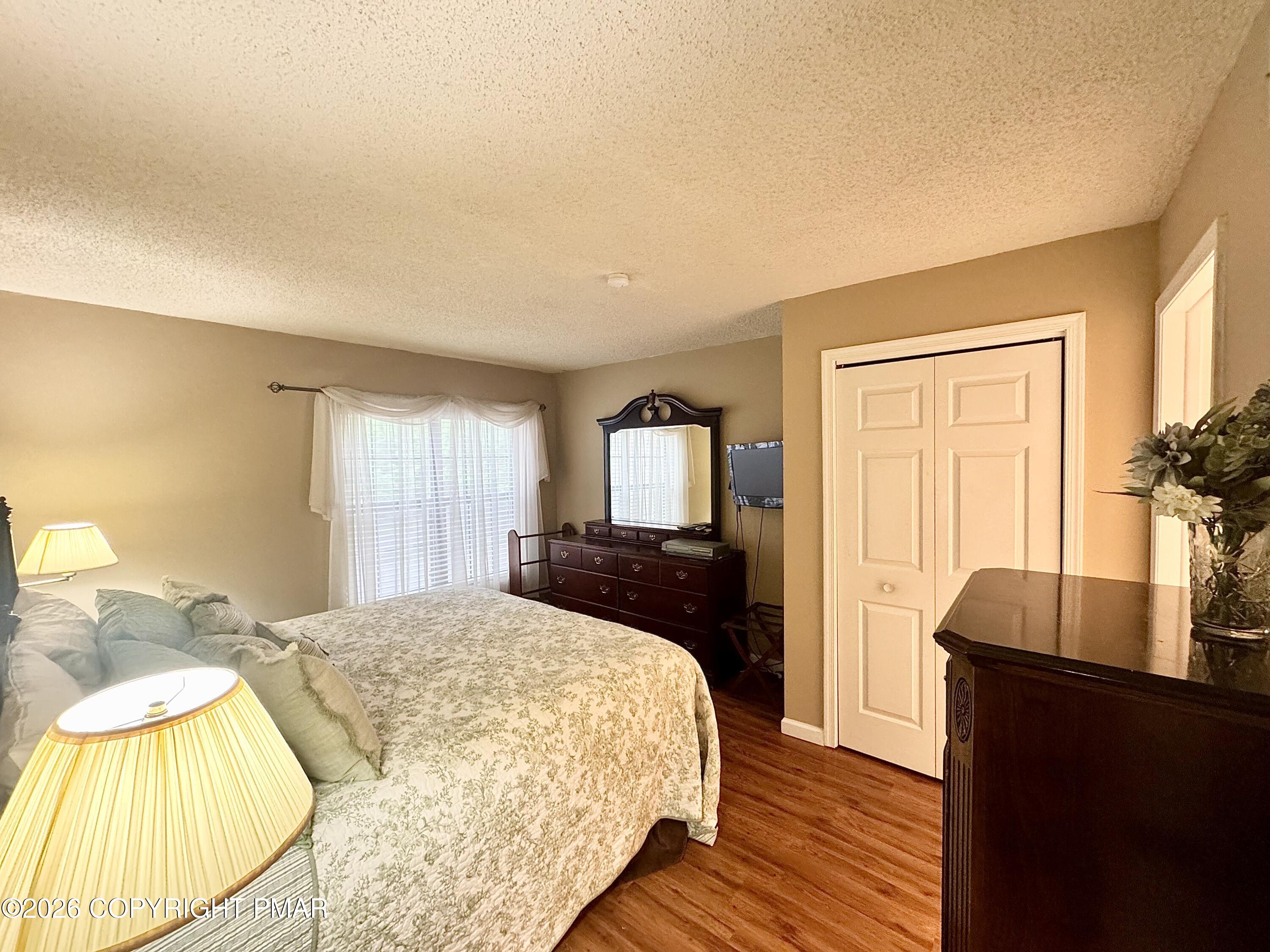 25 Midlake Drive # 301d Property Photo 14