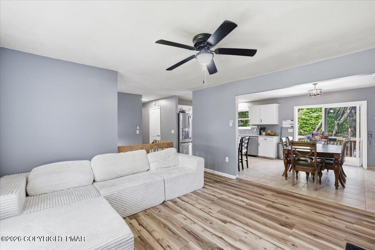 9807 Deerwood Drive Property Photo 12