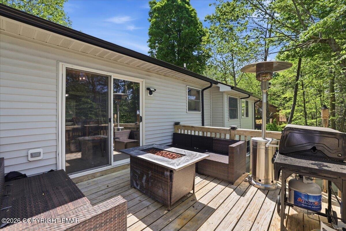 9807 Deerwood Drive Property Photo 57