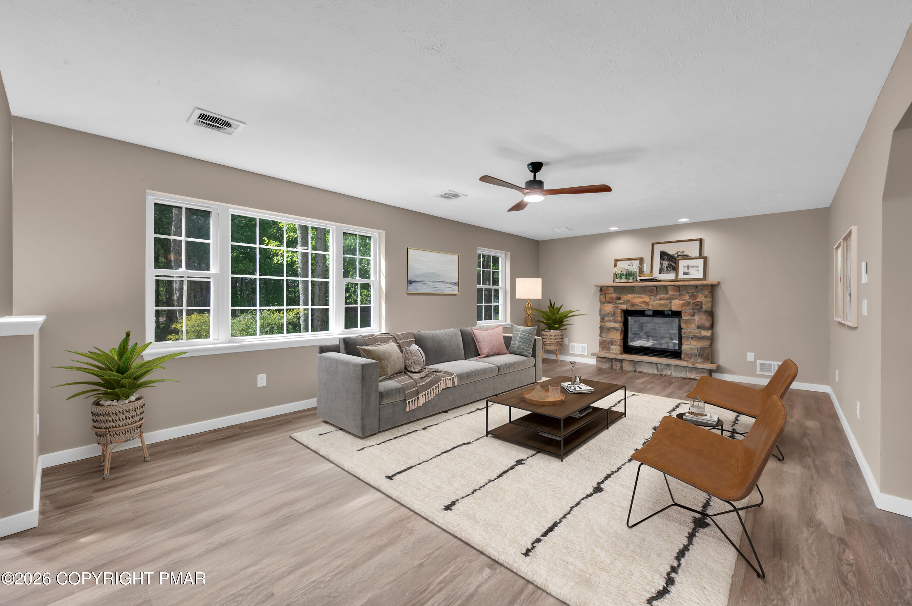 8913 Deerfield Road Property Photo 6