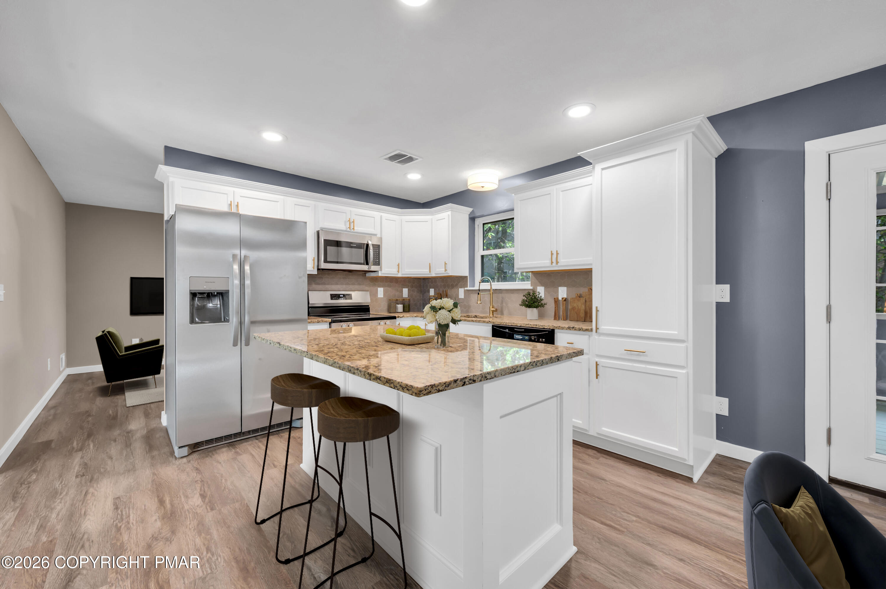 8913 Deerfield Road Property Photo 15