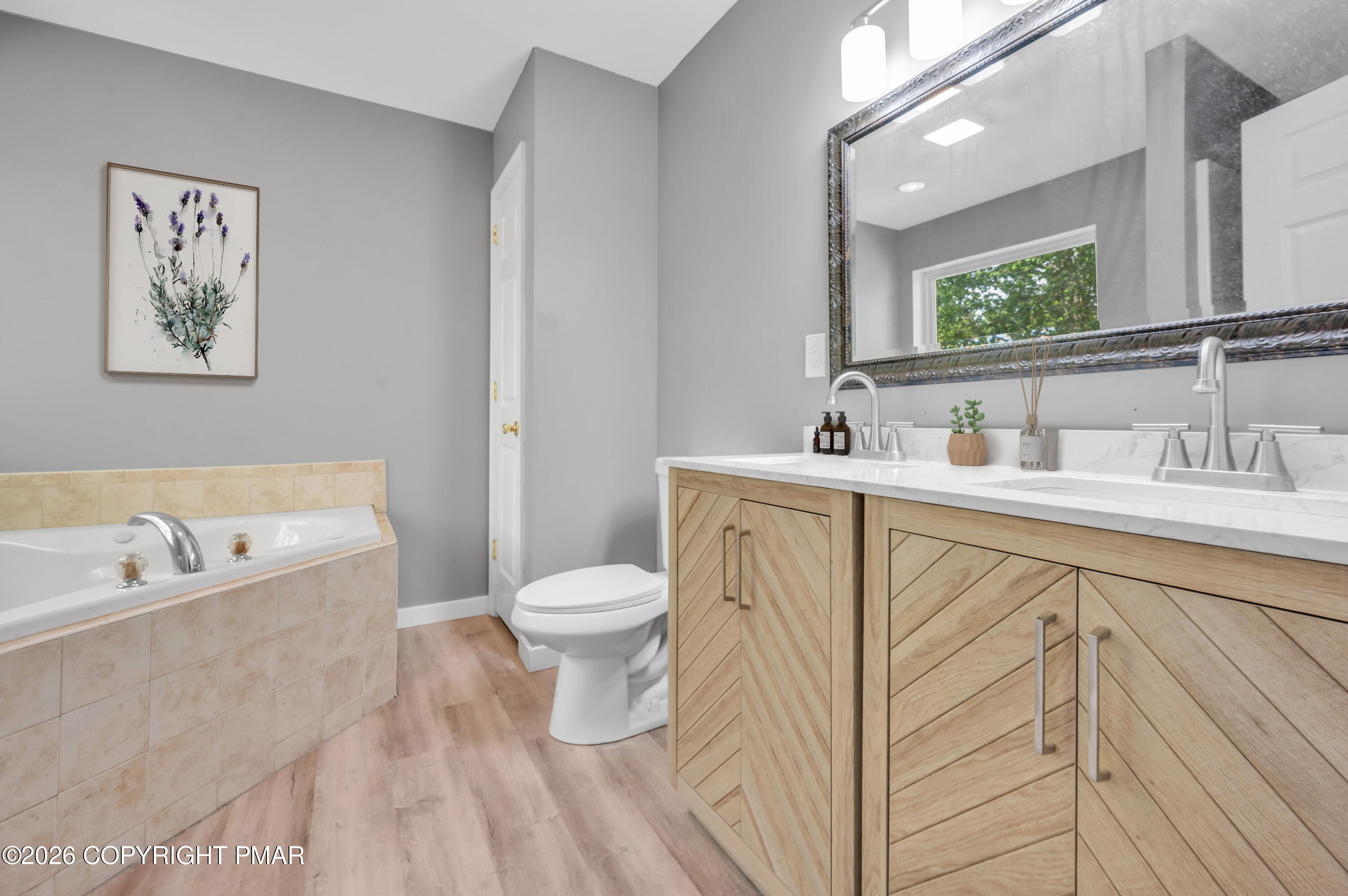 8913 Deerfield Road Property Photo 28