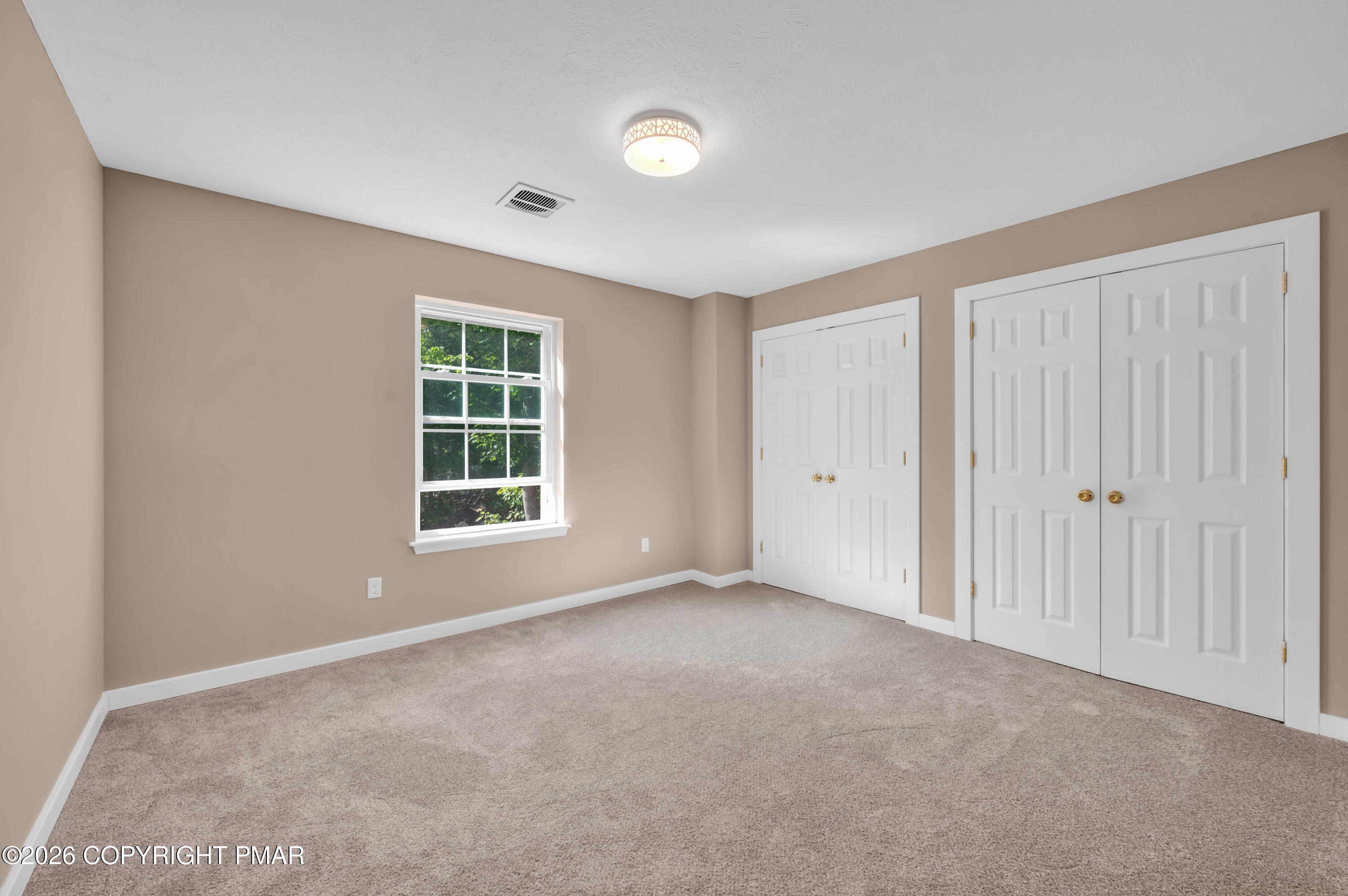 8913 Deerfield Road Property Photo 32